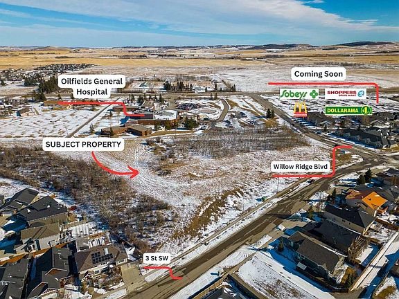 4th image of 900 3rd St SW