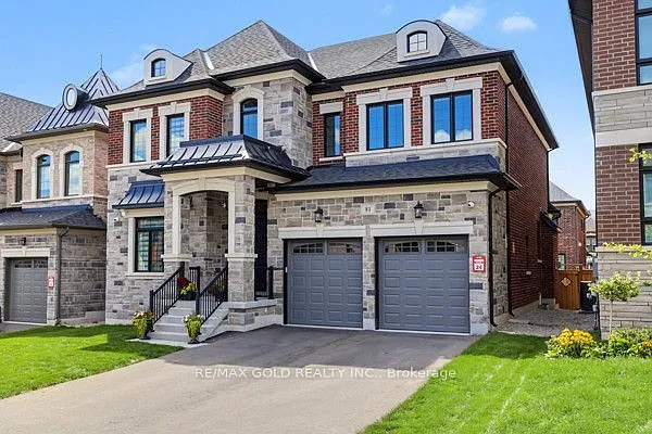 81 Kinburn Cres