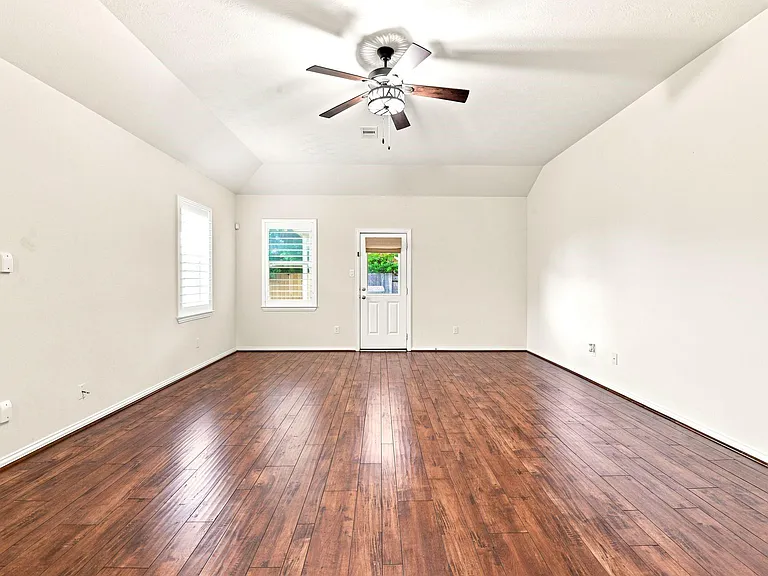 24418 Lakecrest Bend Dr — Photo 25