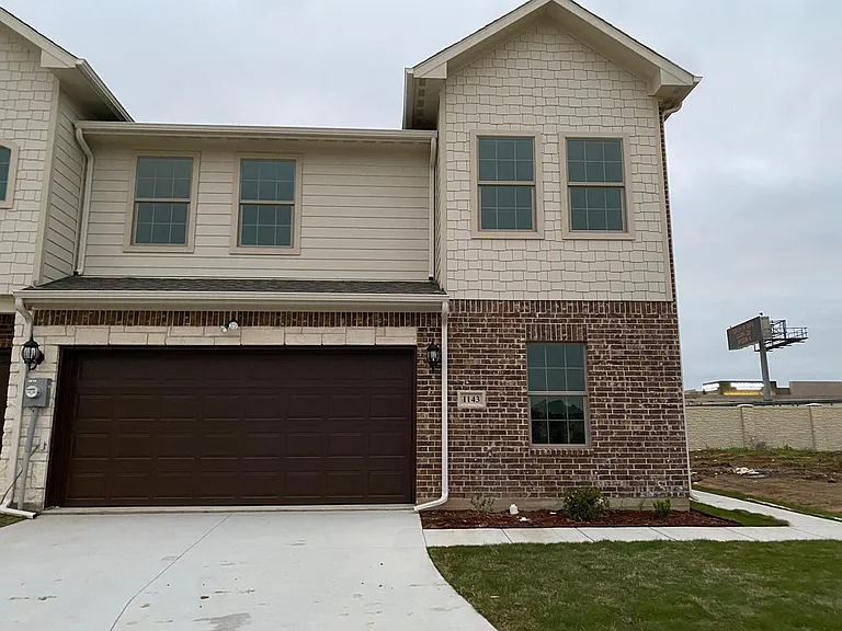 1143 Salma Jameel Ct — Photo 1