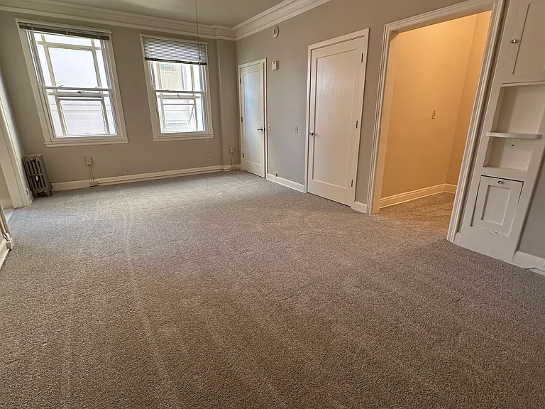 Jr. 1-bedroom living (#410)