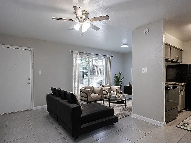 Ashford Santa Fe Living Room