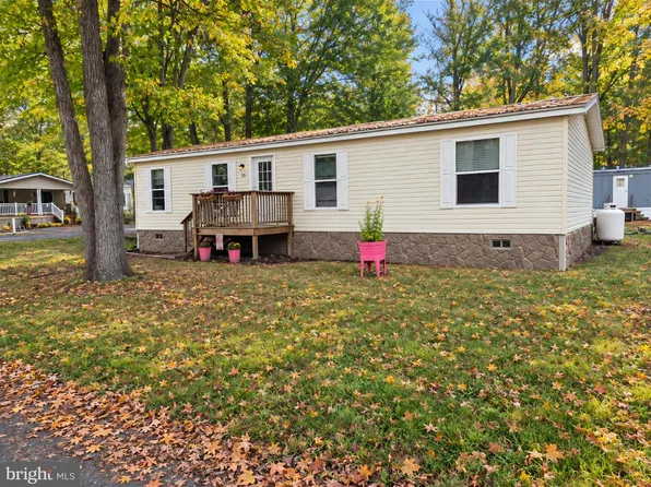 16 Montgomery Ln, Elkton, MD 21921