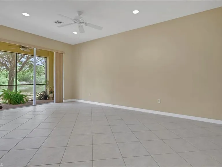 10260 Olivewood Way #58 — Photo 11