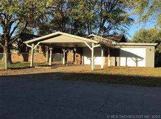 138 Chukker Dr, Sportsmen Acres, OK 74361