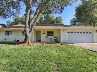 1054 Belcrest Dr, Redding, CA 96003