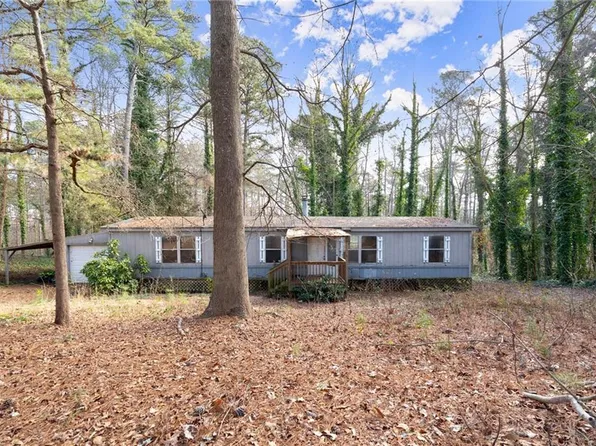 5160 E Holiday Ct SE, Acworth, GA 30102