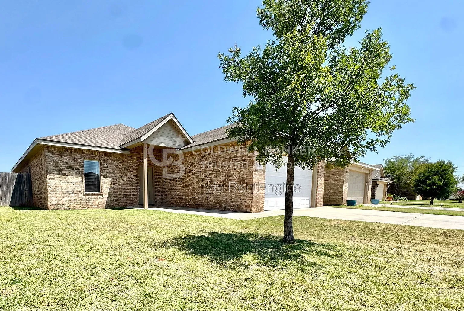 3 bed, 2.0 bath, 1645 sqft, $1,575 — Photo 3