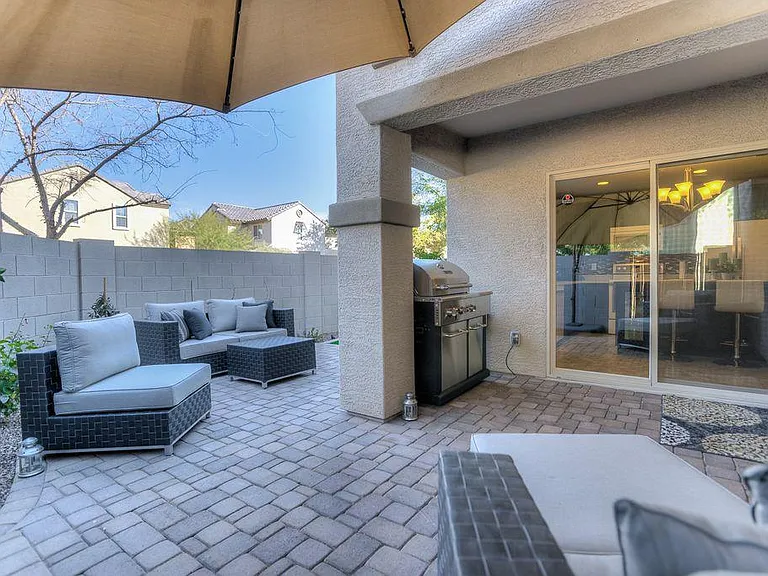 2539 E Vermont Dr — Photo 15