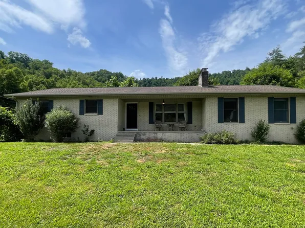 1153 State Highway 718, Flat Lick, KY 40935