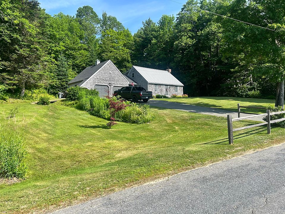 1st image of 611 Moose Hill Road