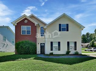 90 Adams Lake Ct, Lawrenceville, GA 30046