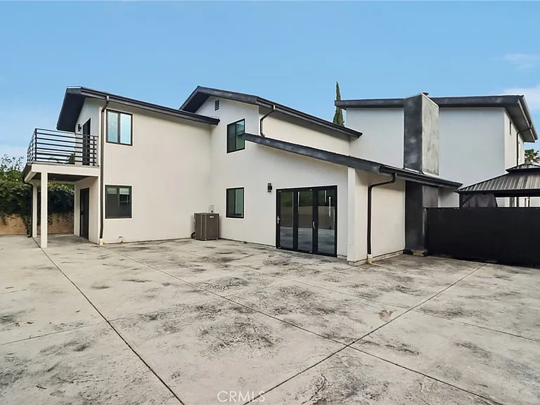 17465 Tuscan Dr — Photo 30