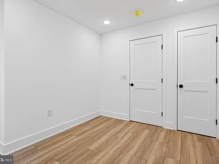 5121 Malcolm St #A — Photo 12