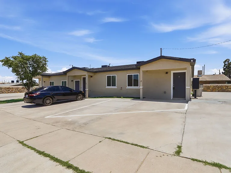 8761 Lawson St #4 — Photo 15