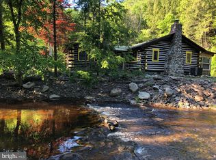 2138 & 2146 Bridge Side Dr, East Stroudsburg, PA 18302