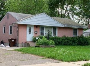 6930 Clayton Ave, Inver Grove Heights, MN 55076