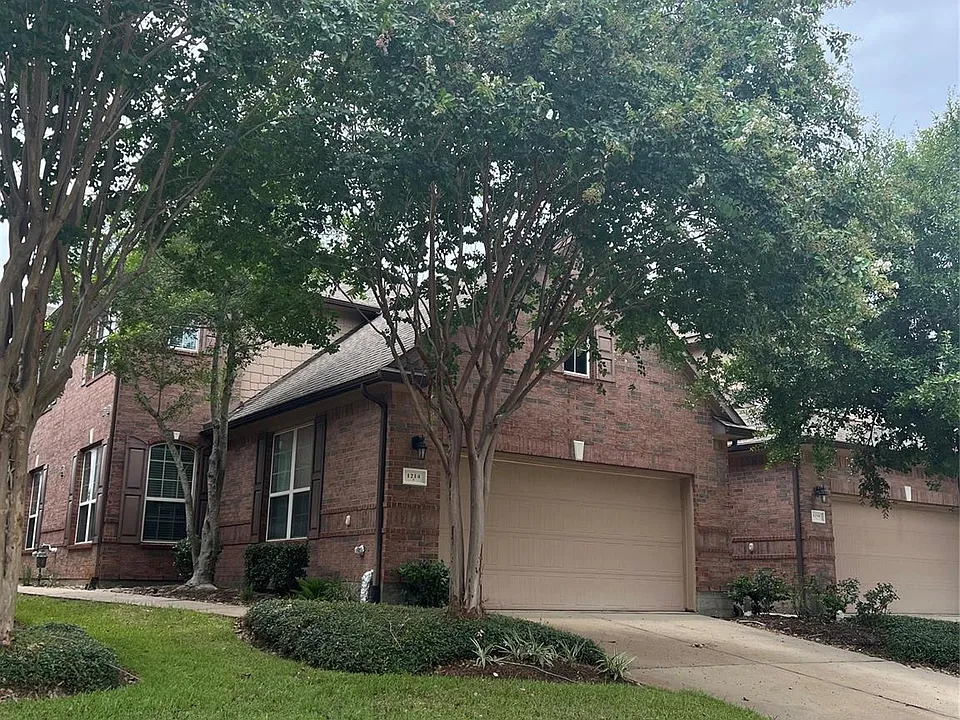 1214 Glenwood Canyon Ln