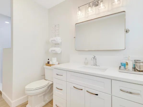 386 NE Ficus Terrace, Jensen Beach, FL 34957