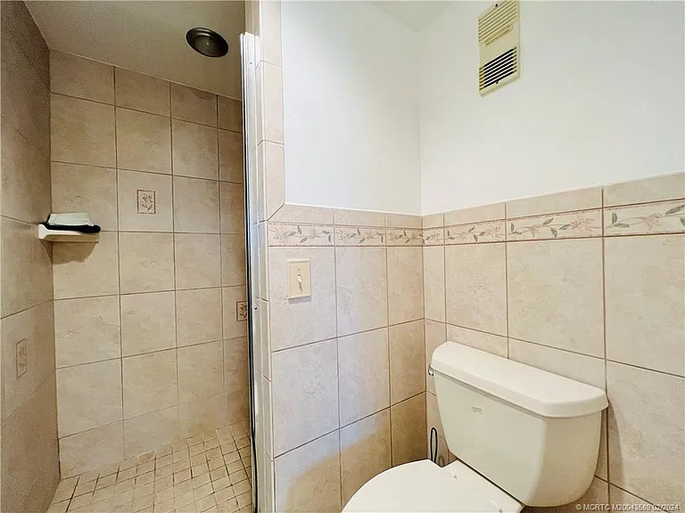 3442 NE Causeway Blvd #302 — Photo 12
