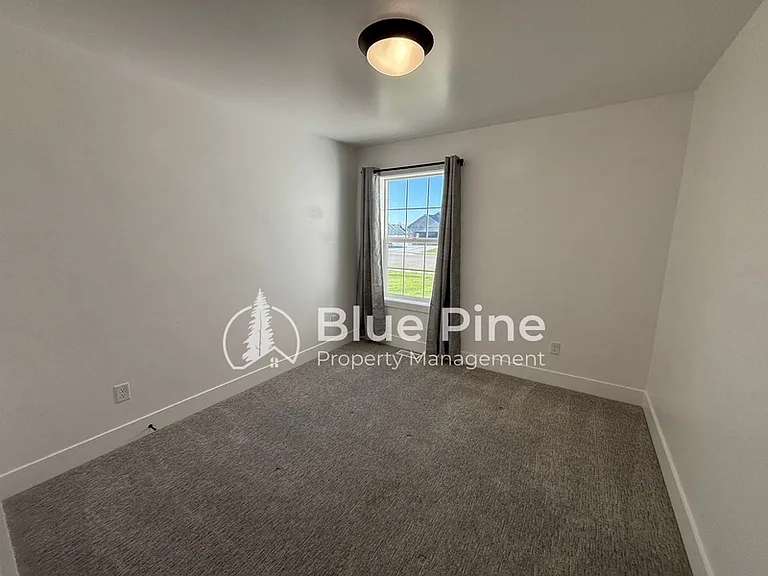 4403 E Hatch Hollow Ln — Photo 16