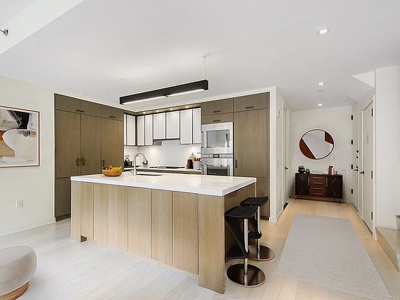 3rd image of 959 1st Ave APT 6G