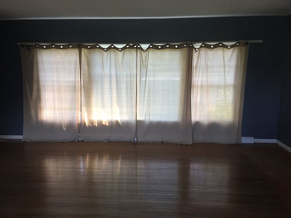 2nd image of 2824 High St