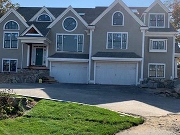 2nd image of 34 Johnson Woods Dr #34