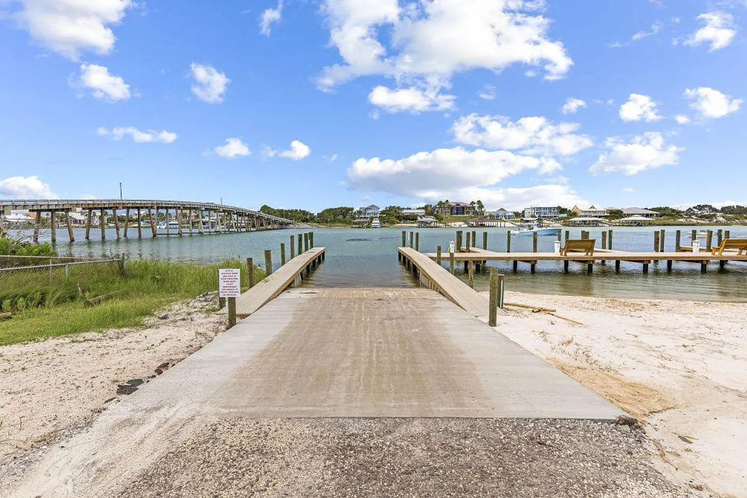 2 bed, 2.0 bath, 1151 sqft, $3,240 — Photo 3