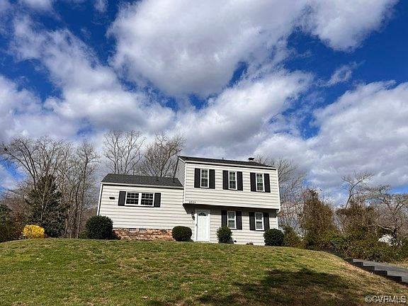 2nd image of 9508 Lost Forest Dr
