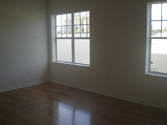 5th image of 1244 Pennsylvania Ave APT 304