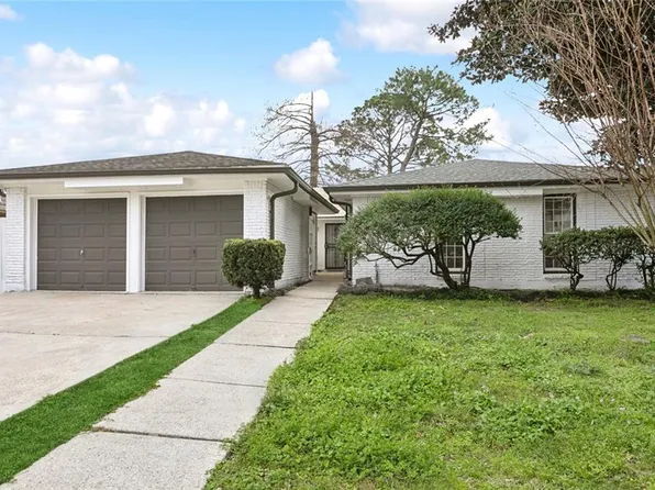 461 Westmeade Dr, Gretna, LA 70056