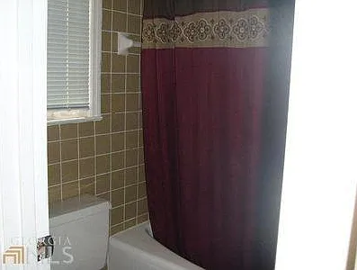 Master bath shower/tub