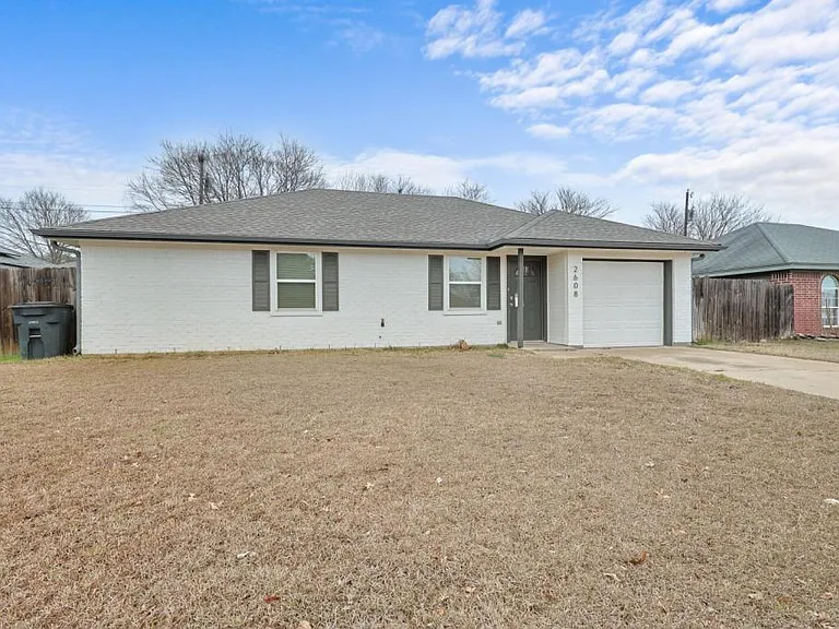 2608 Cross Timber Dr — Photo 1