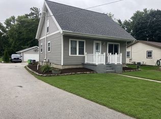 W347N5250 Elm Ave, Okauchee, WI 53069