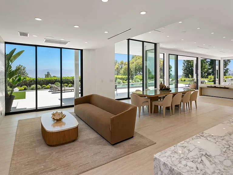 365 Trousdale Pl — Photo 18