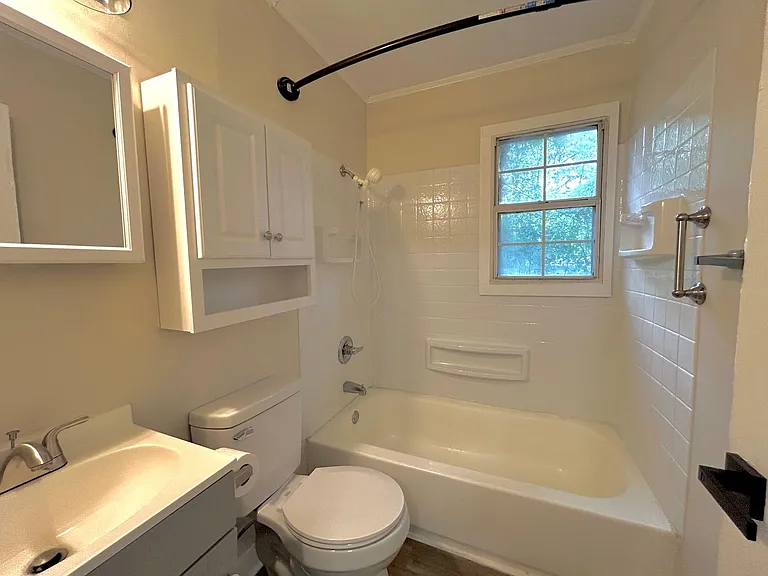 3540 White St — Photo 8