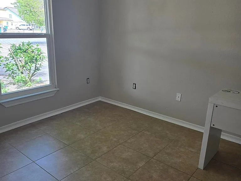 204 Ann Cir #C — Photo 14