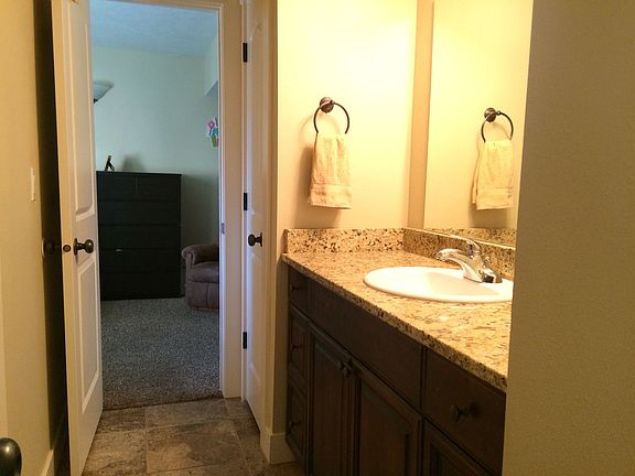 4th image of 7094 S Highland Dr APT 15