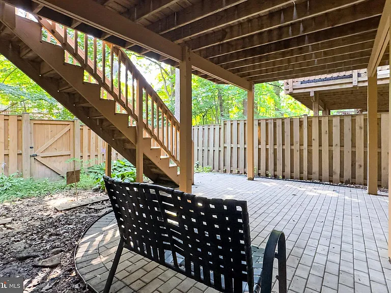 5719 Oakshore Ct — Photo 49