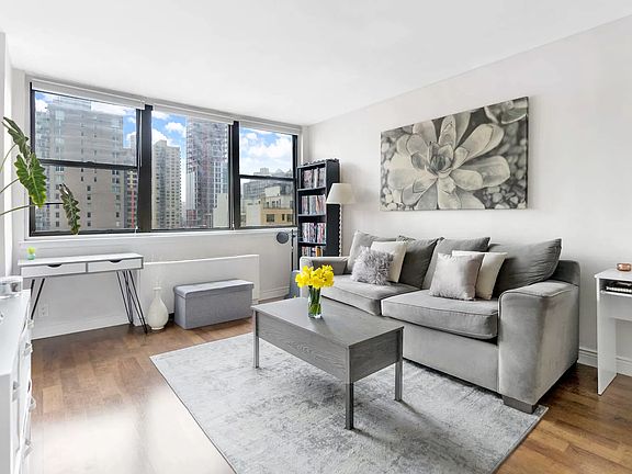 2nd image of 225 E 36th St APT 10M
