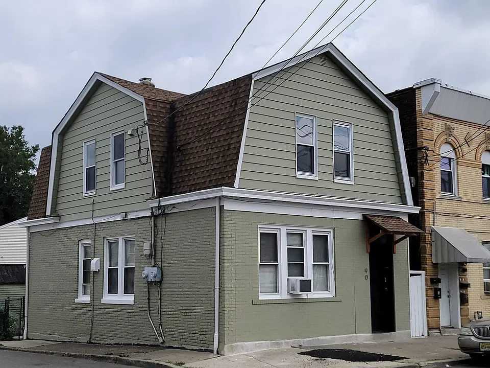 90 Harrison Ave #2