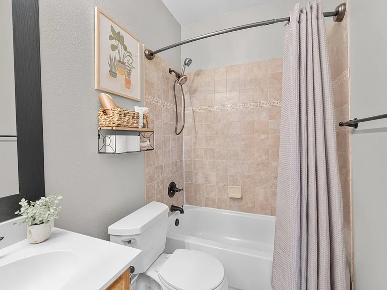 11350 Balcones Dr — Photo 86