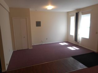 26658 W Huron River Dr, Flat Rock, MI 48134