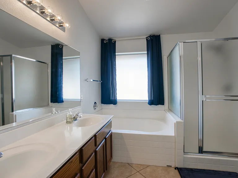 5320 W Taro Ln — Photo 16