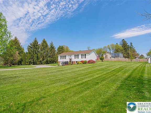 3rd image of 9454 Jacktown Rd