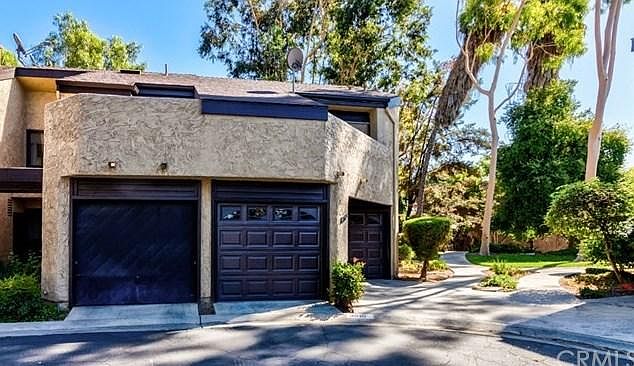 1st image of 3610 Hemlock Ln