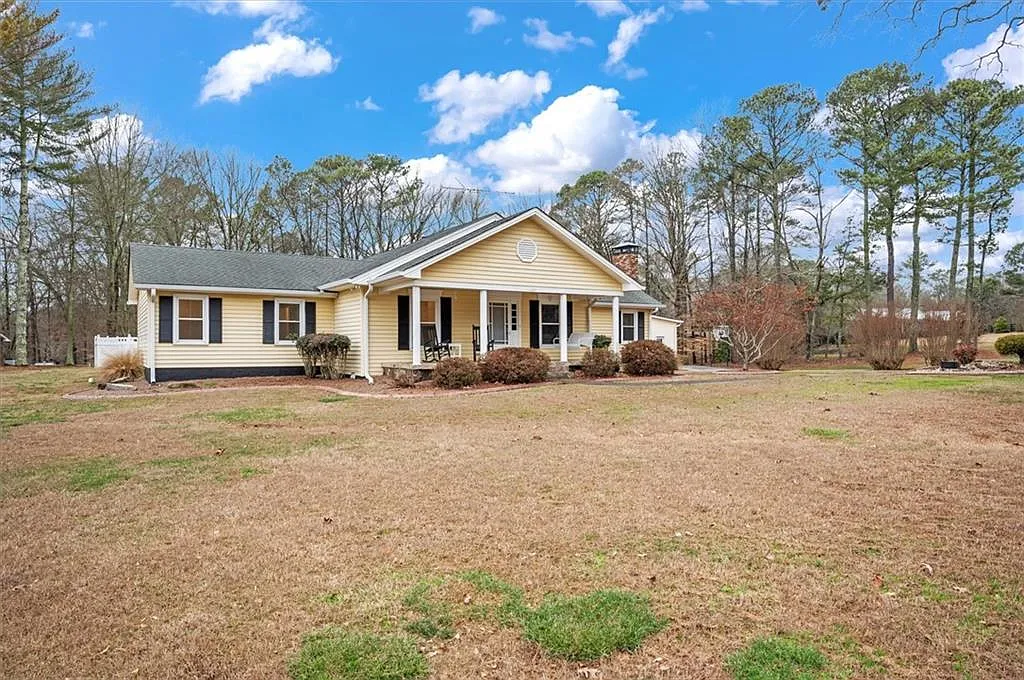 3 bed, 3.0 bath, 1948 sqft, $3,500 — Photo 2