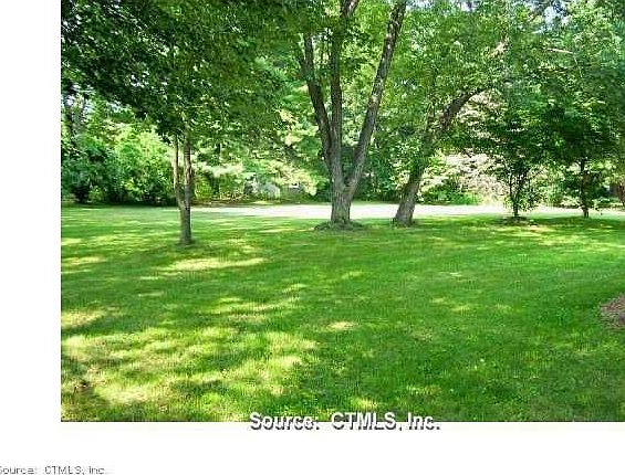 5th image of 36 Parkview Dr