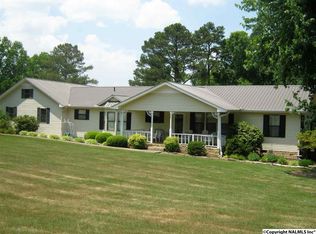 10 Champion Rd, Albertville, AL 35951